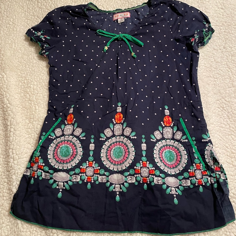Koi scrub top